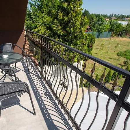 招待所 Vintage B 107